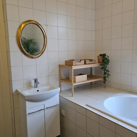Kyyveden Kartano Paeaetyasunto Herukka Daire *